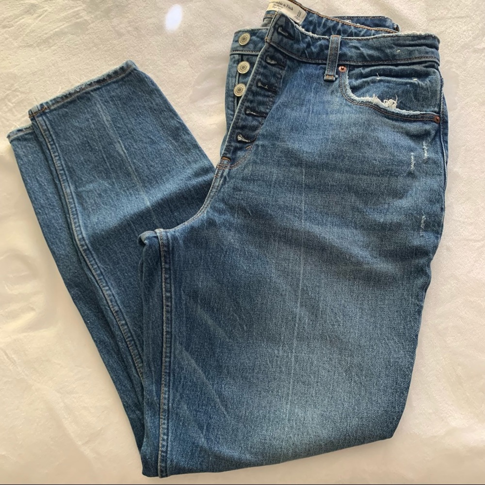 Abercrombie & Fitch Curve Love Jeans